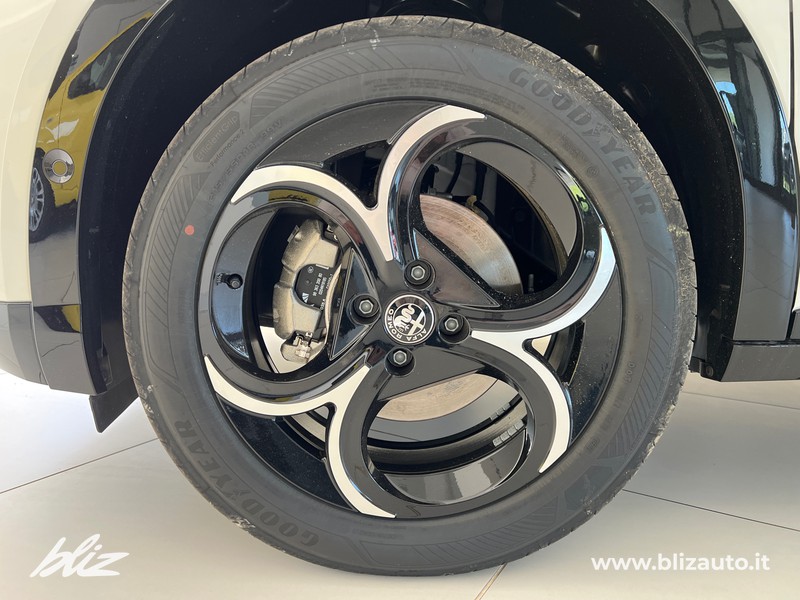 Alfa romeo Junior 1.2 ibrida ti 145cv edct6