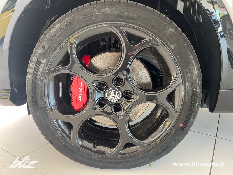 Alfa romeo Tonale 1.3 phev veloce q4 270cv at6