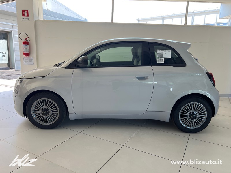Fiat 500 1.0 hybrid icon
