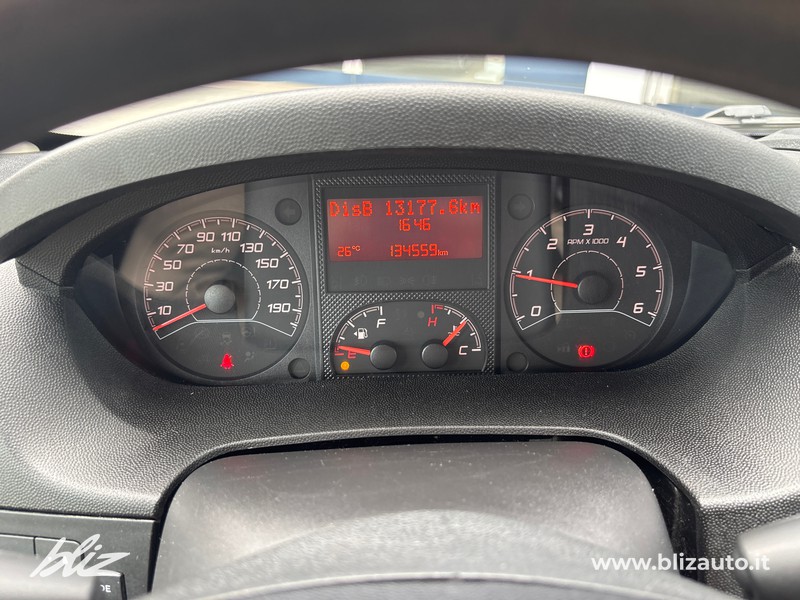 Peugeot Professional Boxer 333 2.2 bluehdi 140cv s&s l2h2 IVA ESCLUSA!!