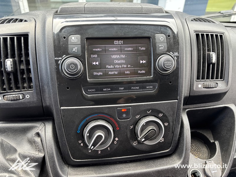 Peugeot Professional Boxer 330 2.2 bluehdi 140cv s&s l2h2 IVA ESCLUSA!!!