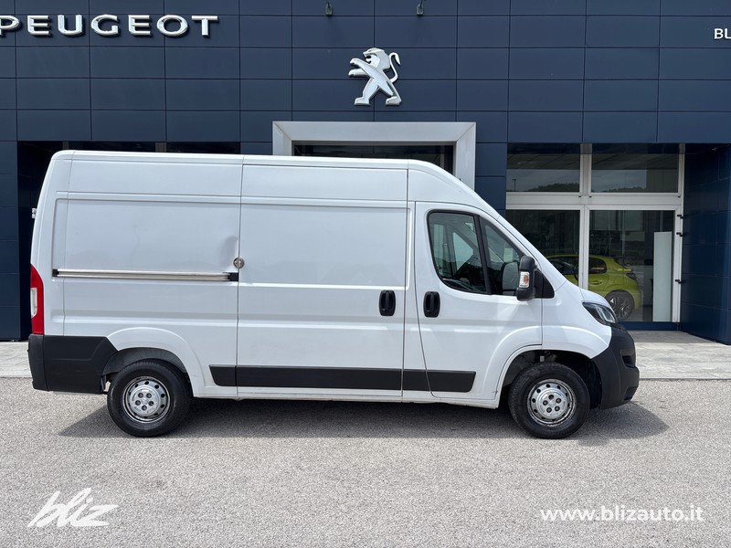 Peugeot Professional Boxer 333 2.2 bluehdi 120cv s&s l2h2 IVA ESCLUSA!!