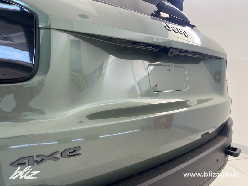 Jeep Avenger 1.2 turbo e-hybrid mhev 85th anniversary 4xe 145cv edct6