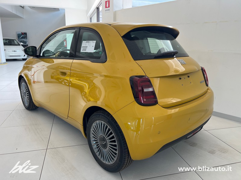 Fiat 500 1.0 hybrid icon