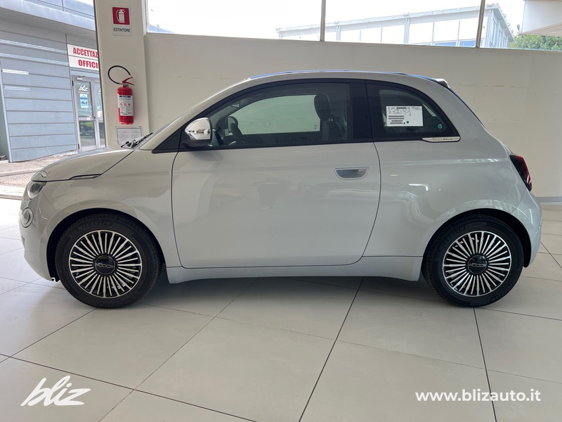 Fiat 500 cabrio 1.0 hybrid dolcevita