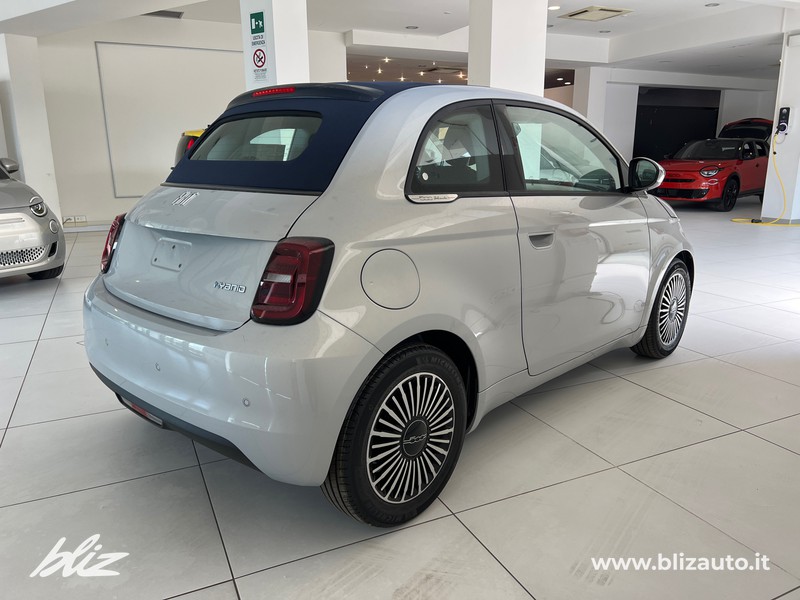Fiat 500 cabrio 1.0 hybrid dolcevita
