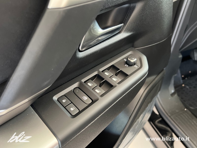 Jeep Compass 1.2 turbo 48v e-hybrid summit fwd 145cv edct6