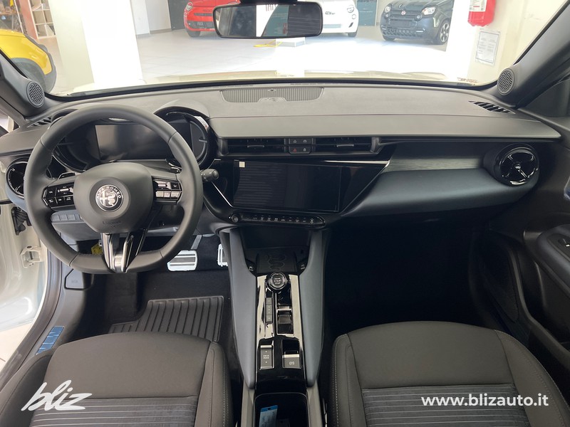 Alfa romeo Junior 1.2 ibrida sprint 145cv edct6