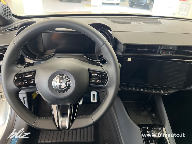 Alfa romeo Junior 1.2 ibrida sprint 145cv edct6