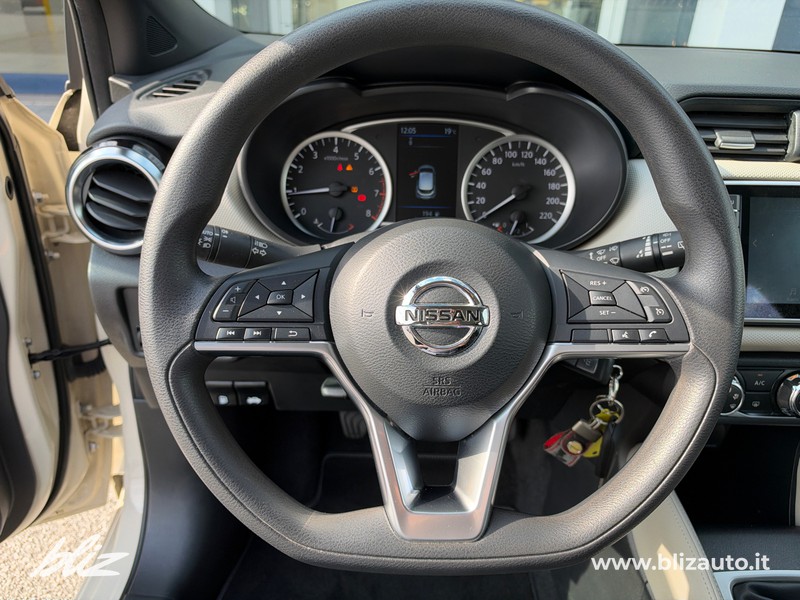 Nissan Micra 1.0 acenta 100cv