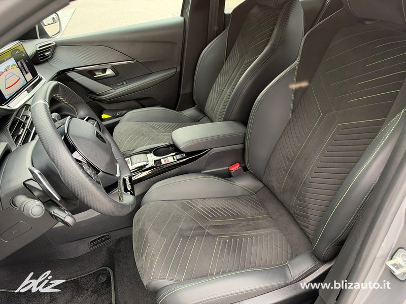 Peugeot 208 1.2 hybrid gt 145cv e-dcs 6