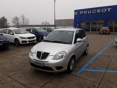 lancia Ypsilon 1.2 8v New Oro (oro)