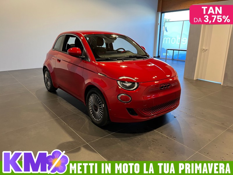 Fiat 500 500e 42 kwh (red)