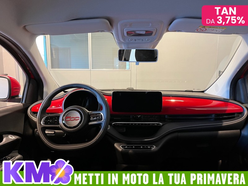 Fiat 500 500e 42 kwh (red)