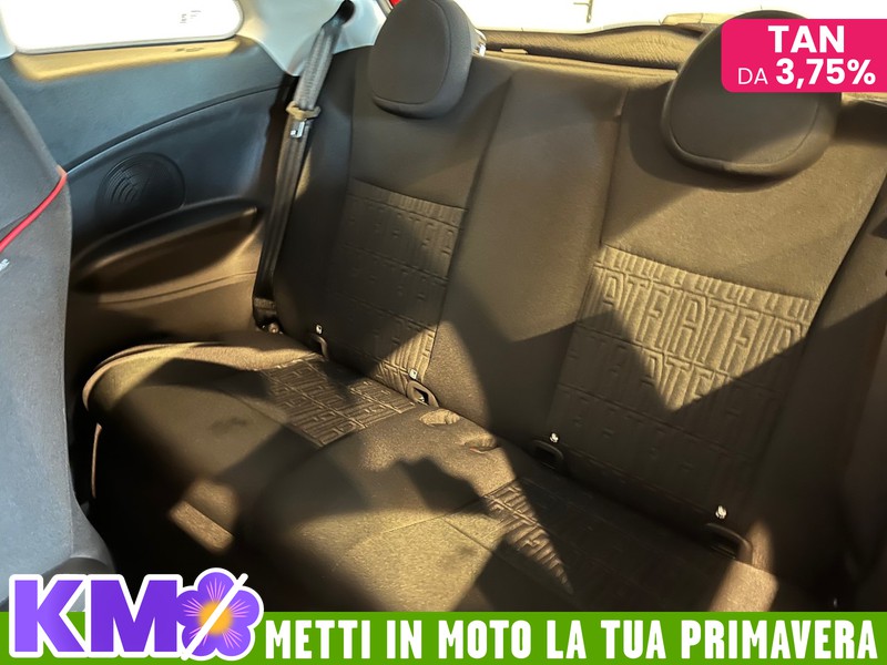 Fiat 500 500e 42 kwh (red)