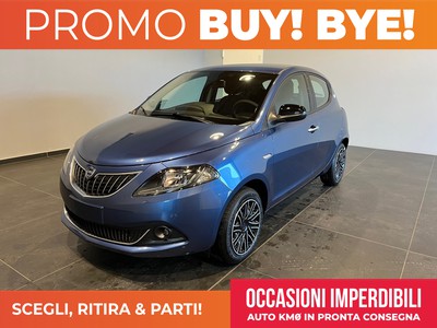 Lancia Ypsilon 402  ORO  1.0