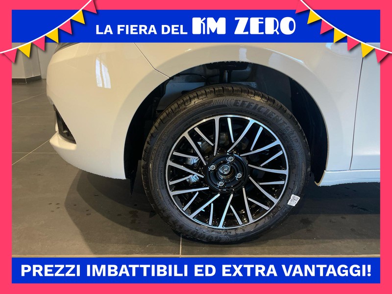Lancia Ypsilon 1.0 firefly hybrid platino s&s 70cv