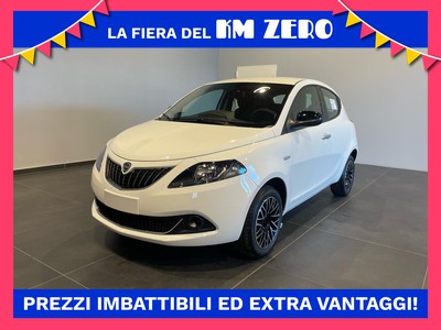 Lancia Ypsilon 1.0 firefly hybrid platino s&s 70cv