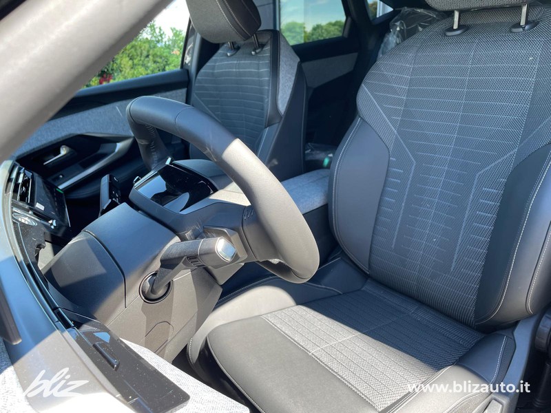 Peugeot 3008 1.2 hybrid allure 136cv e-dcs6