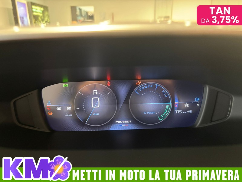 Peugeot 408 1.2 hybrid allure 145cv e-dsc6
