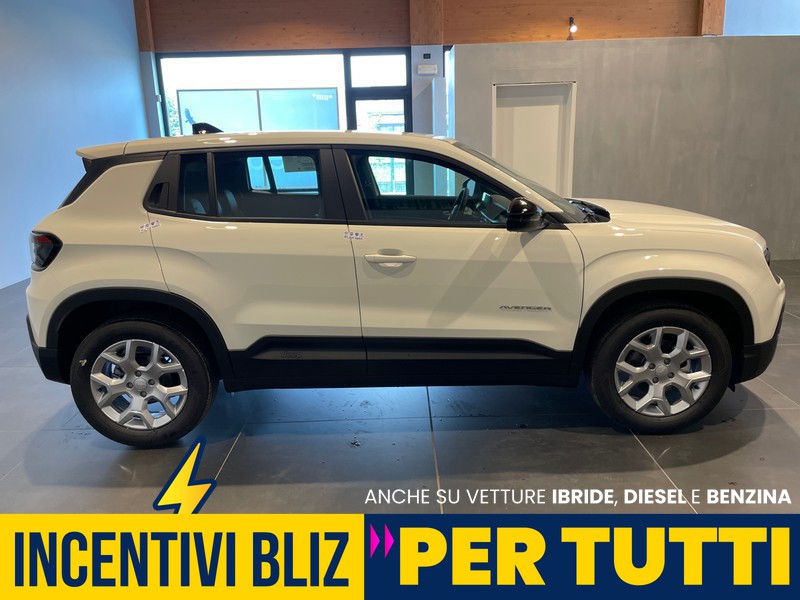 Jeep Avenger 1.2 turbo e-hybrid mhev altitude fwd 110cv edct6