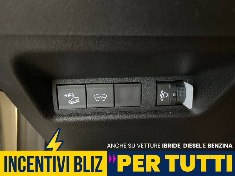 Jeep Avenger 1.2 turbo e-hybrid mhev altitude fwd 110cv edct6