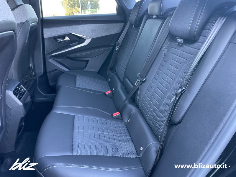 Peugeot 3008 1.2 hybrid gt 136cv e-dcs6