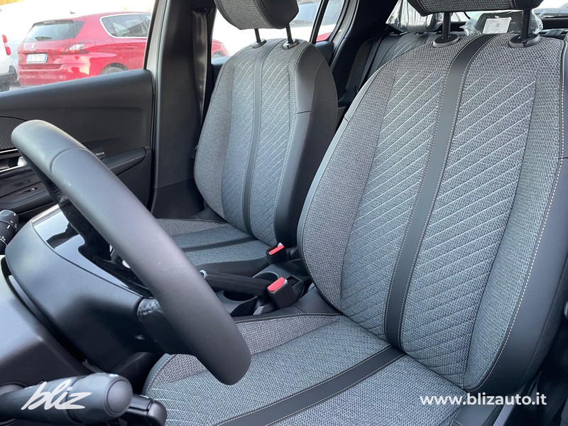 Peugeot 208 1.2 puretech style s&s 100cv