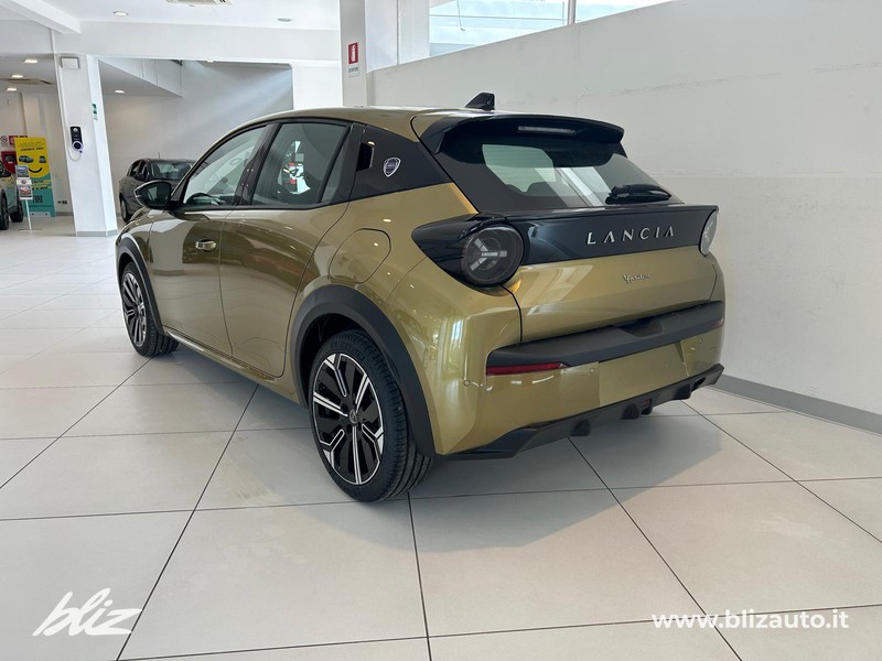 Lancia Ypsilon 1.2 mhev 110cv e-dct