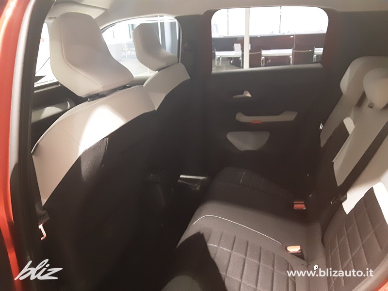 Citroen C3 elettrico max 113cv automatico
