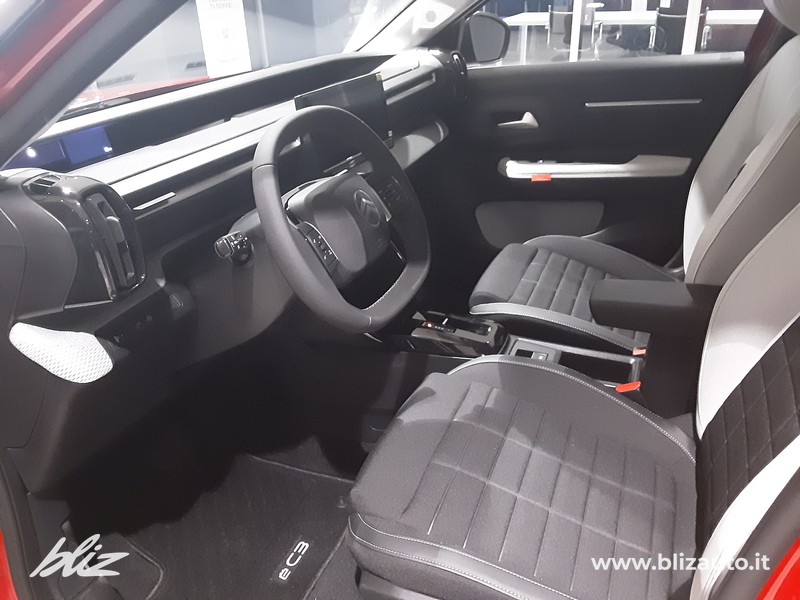 Citroen C3 elettrico max 113cv automatico