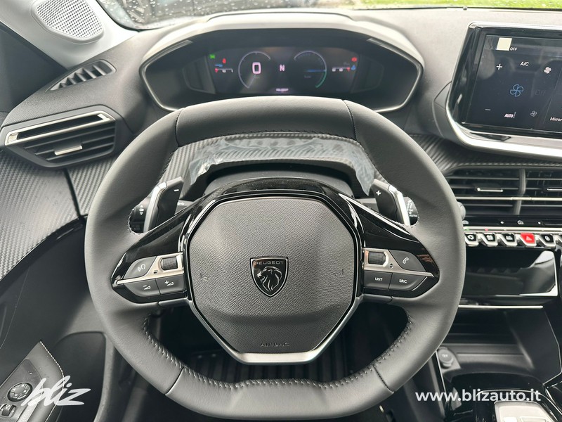 Peugeot 208 1.2 hybrid allure 110cv e-dcs 6