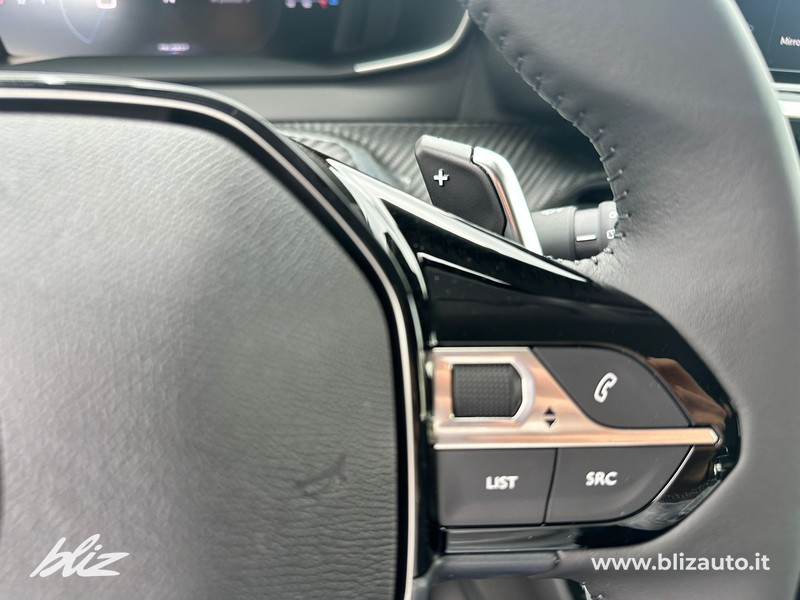 Peugeot 208 1.2 hybrid allure 110cv e-dcs 6