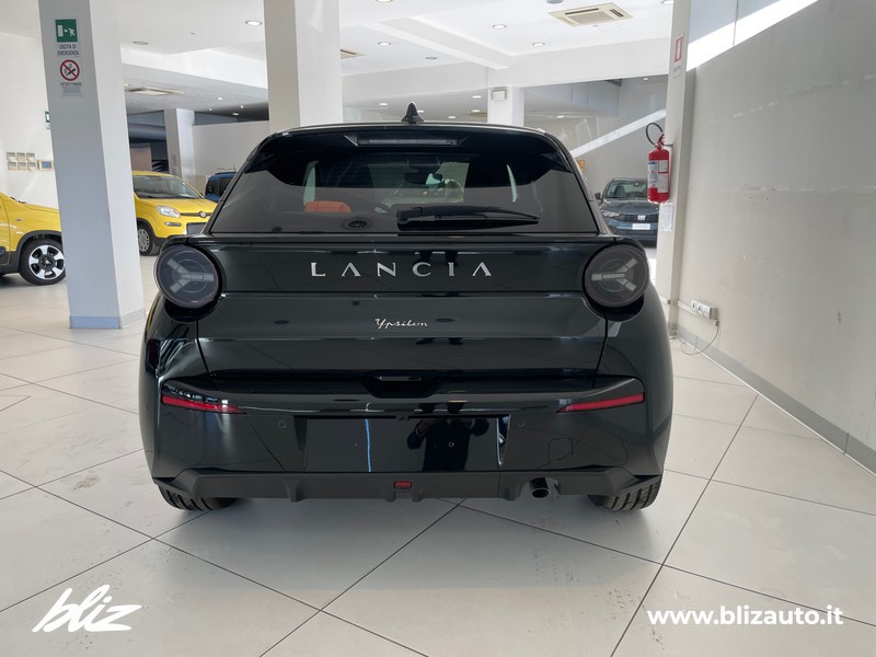 Lancia Ypsilon Nuova Ypsilon 100% Elettrica 156cv