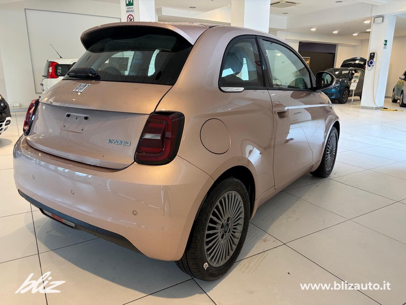 Fiat 500 Hybrid Berlina Torino 1.0Hybrid Berlina