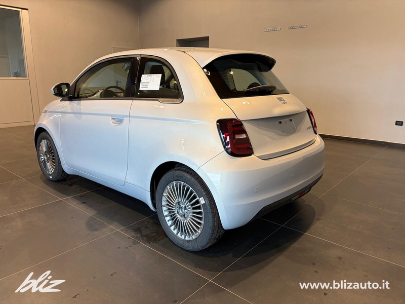 Fiat 500 Hybrid Berlina Torino 1.0Hybrid Berlina