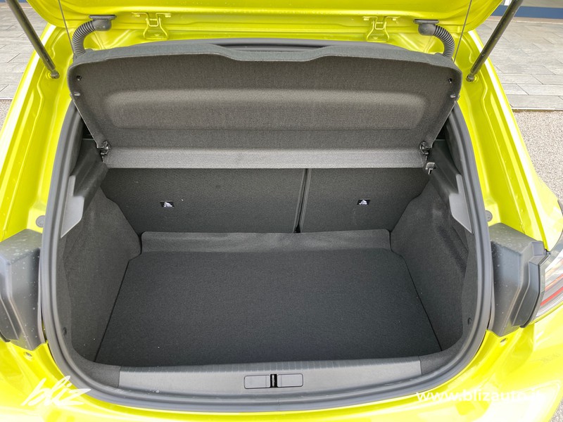 Peugeot 208 1.2 hybrid style 110cv e-dcs 6