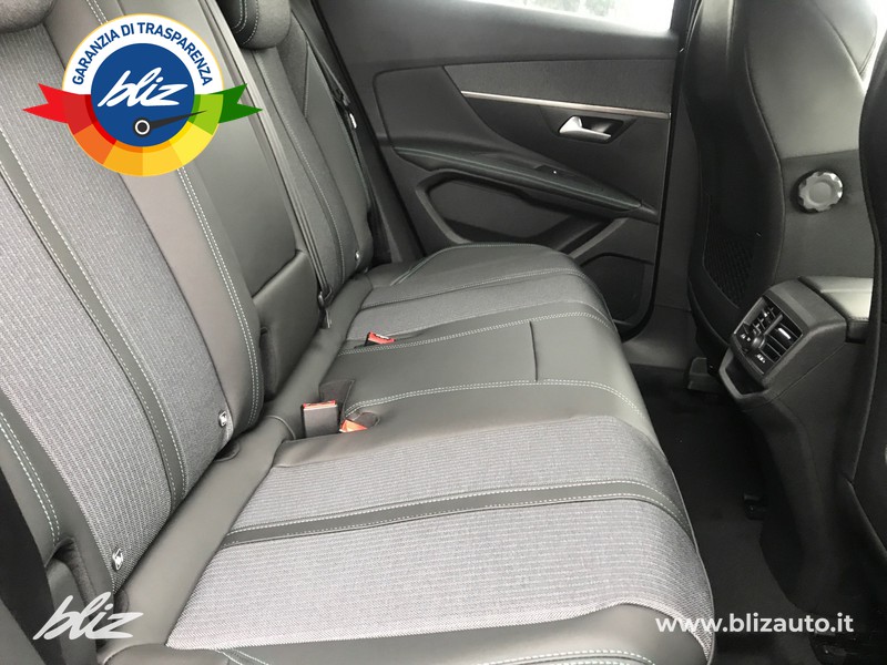 Peugeot 3008 1.6 hybrid phev allure 225cv e-eat8