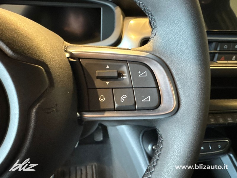 Jeep Avenger 1.2 turbo e-hybrid mhev black edition fwd 110cv edct6