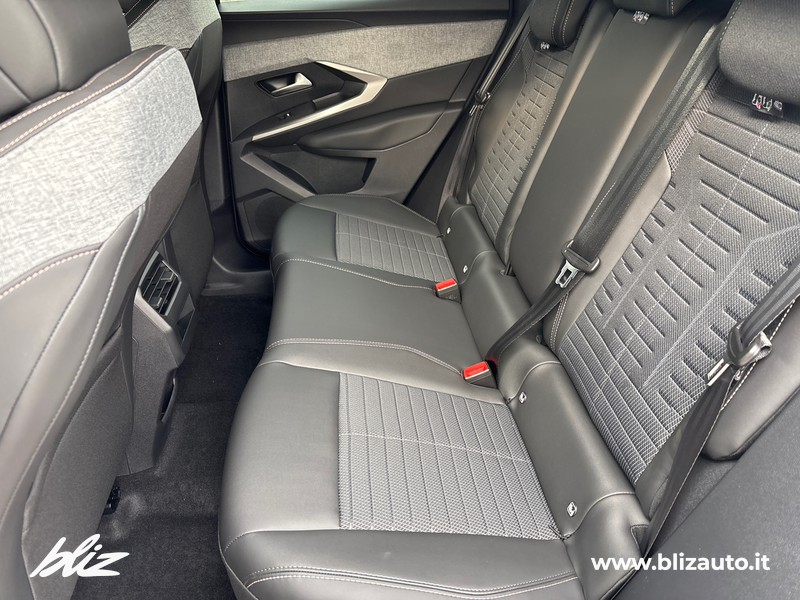Peugeot 3008 1.2 hybrid gt 145cv e-dcs6