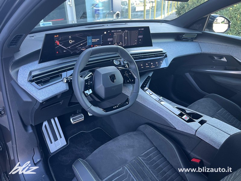 Peugeot 3008 1.2 hybrid gt 145cv e-dcs6