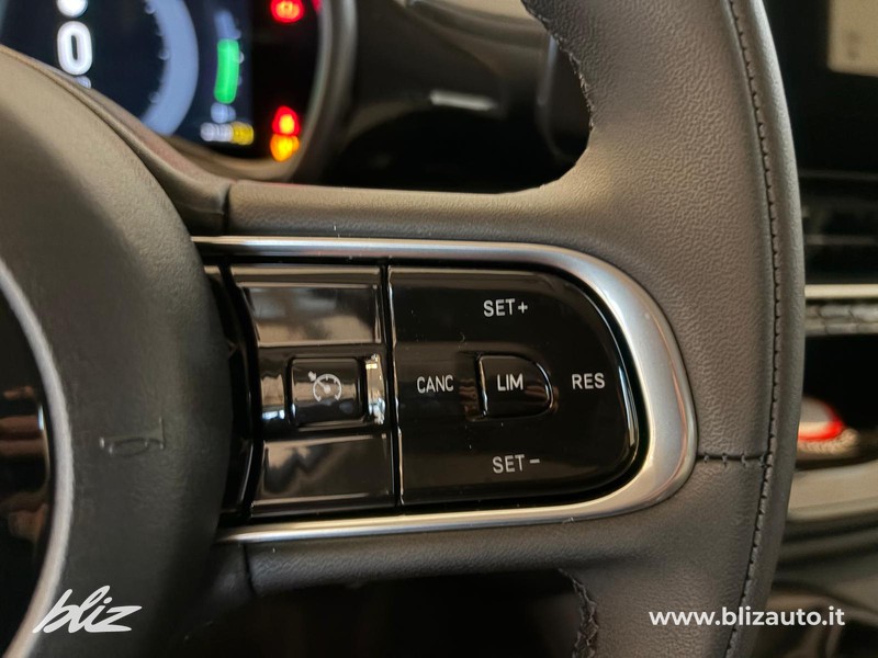 Fiat 500 1.0 hybrid icon