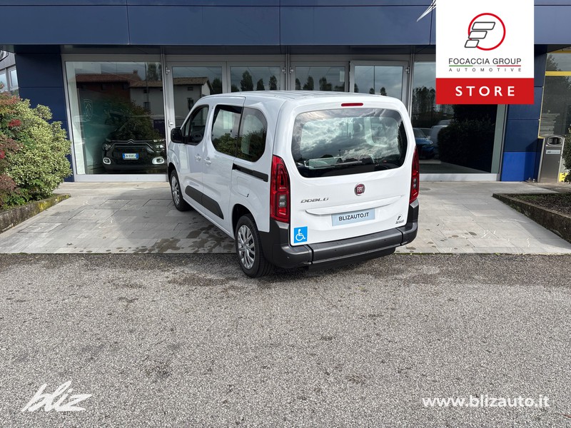 Fiat Doblò Trasporto disabili 4 + 1 con Rampa