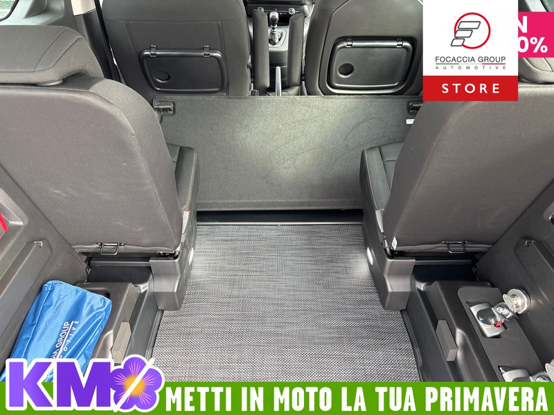 Fiat Doblò Trasporto disabili 4 + 1 con Rampa