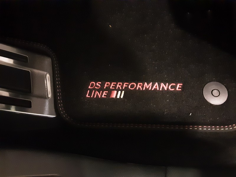 DS DS 7 Crossback 1.5 bluehdi performance line+ 130cv auto