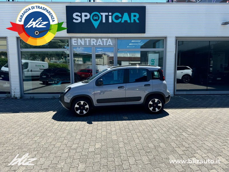 Fiat Panda 1.0 firefly hybrid City Cross s&s 70cv 5p.ti