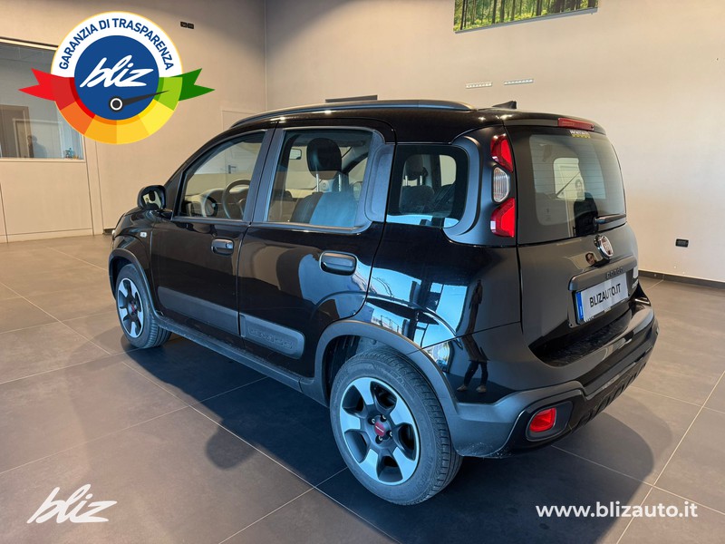 Fiat Panda 1.0 firefly hybrid cross s&s 70cv 5p.ti