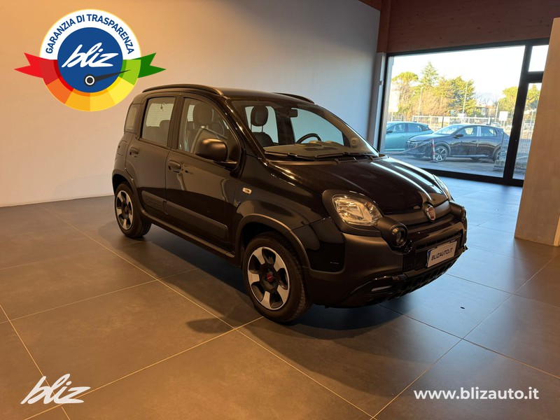 Fiat Panda 1.0 firefly hybrid cross s&s 70cv 5p.ti