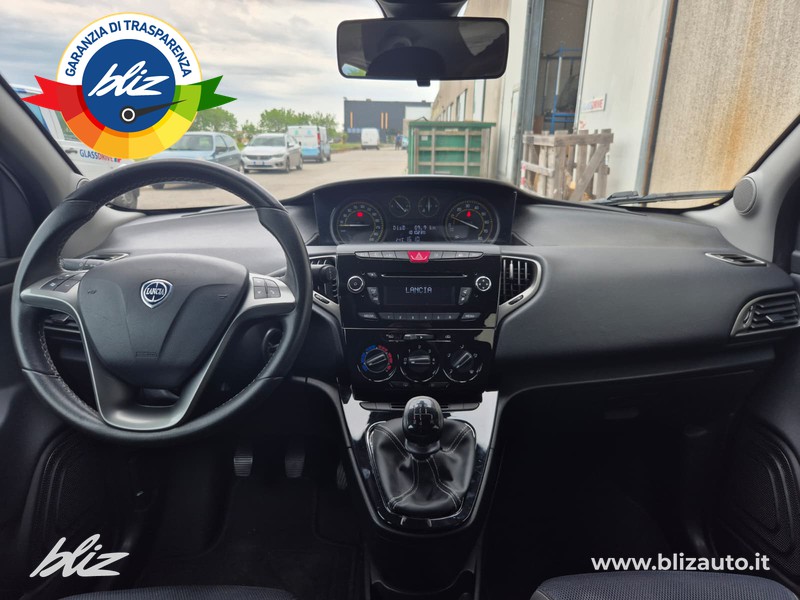 Lancia Ypsilon 1.2 8v s momodesign 69cv