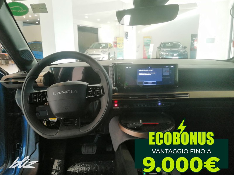 Lancia Ypsilon 51kwh lx